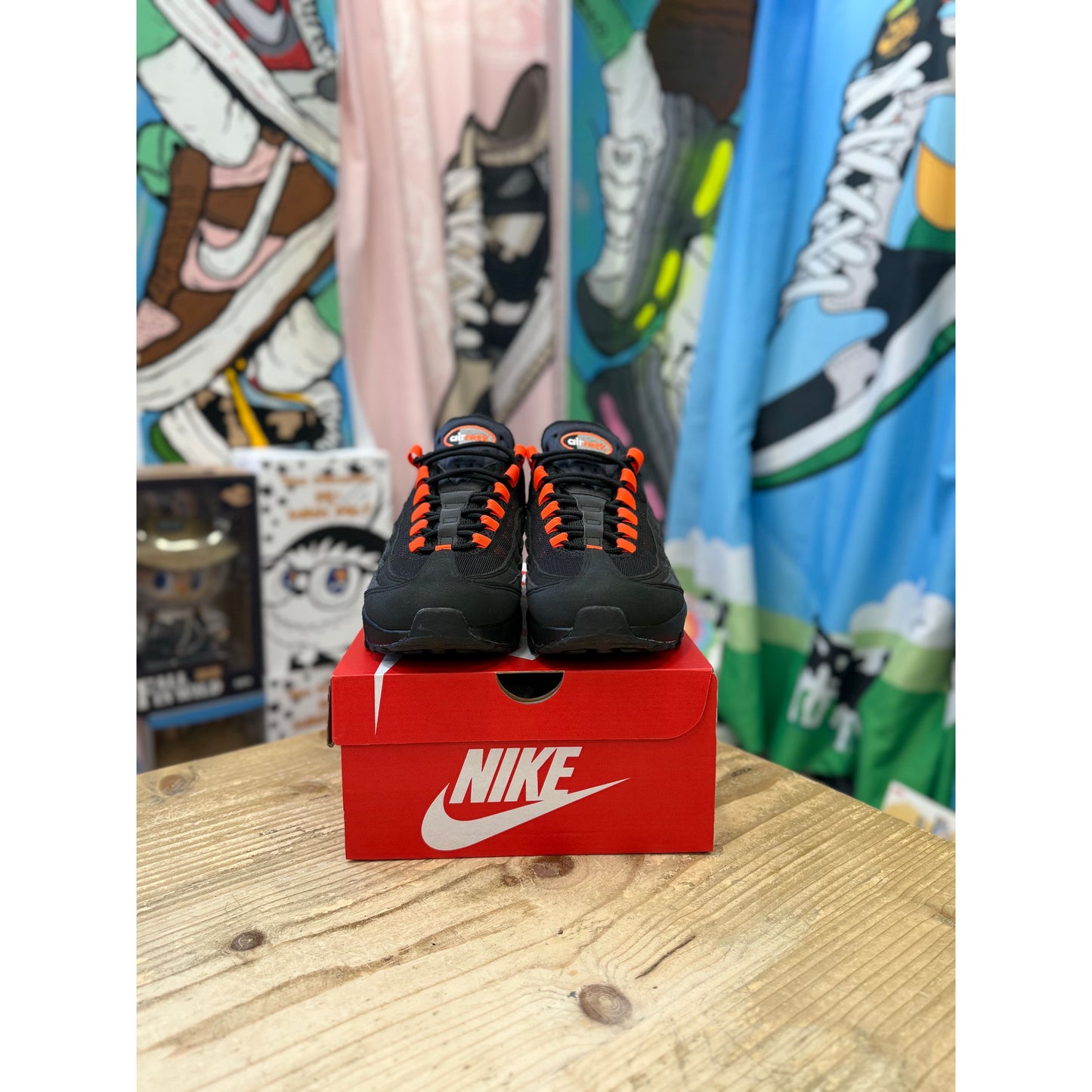 Nike Air Max 95 Hyper Crimson UK 8.5