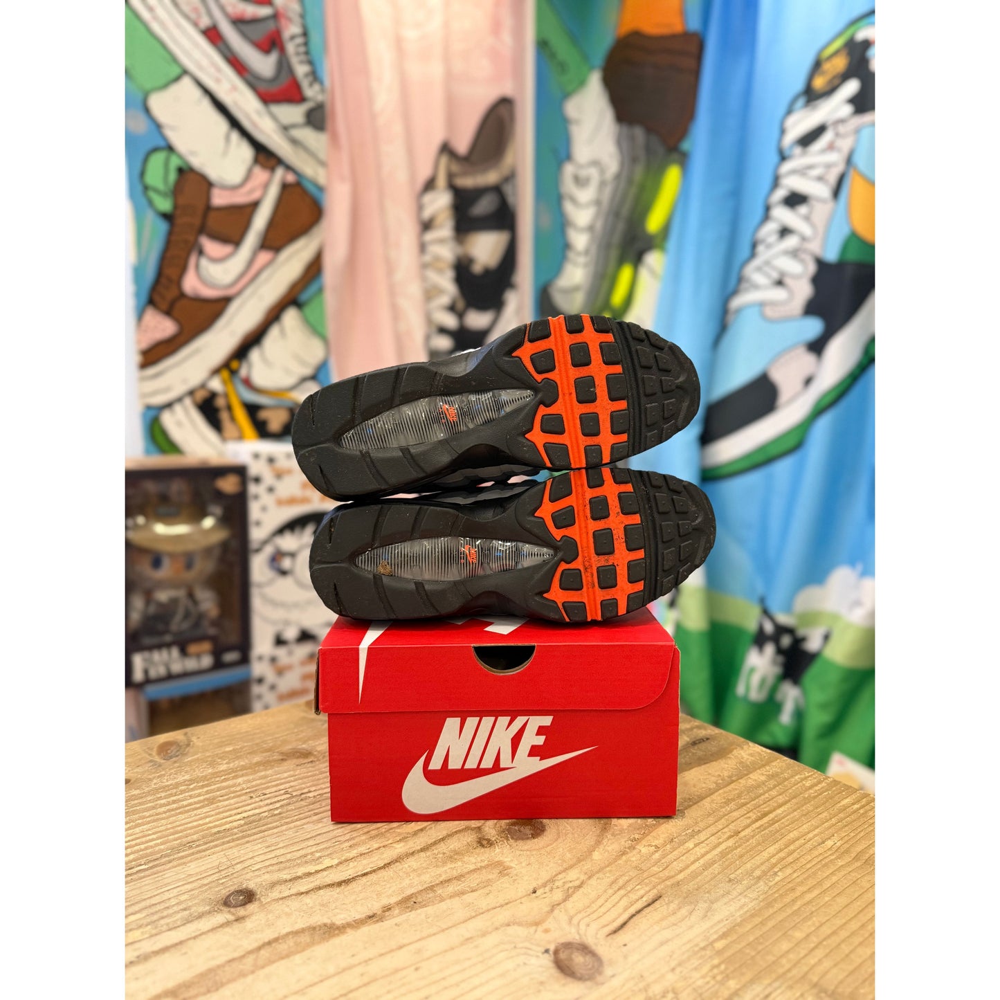 Nike Air Max 95 Hyper Crimson UK 8.5