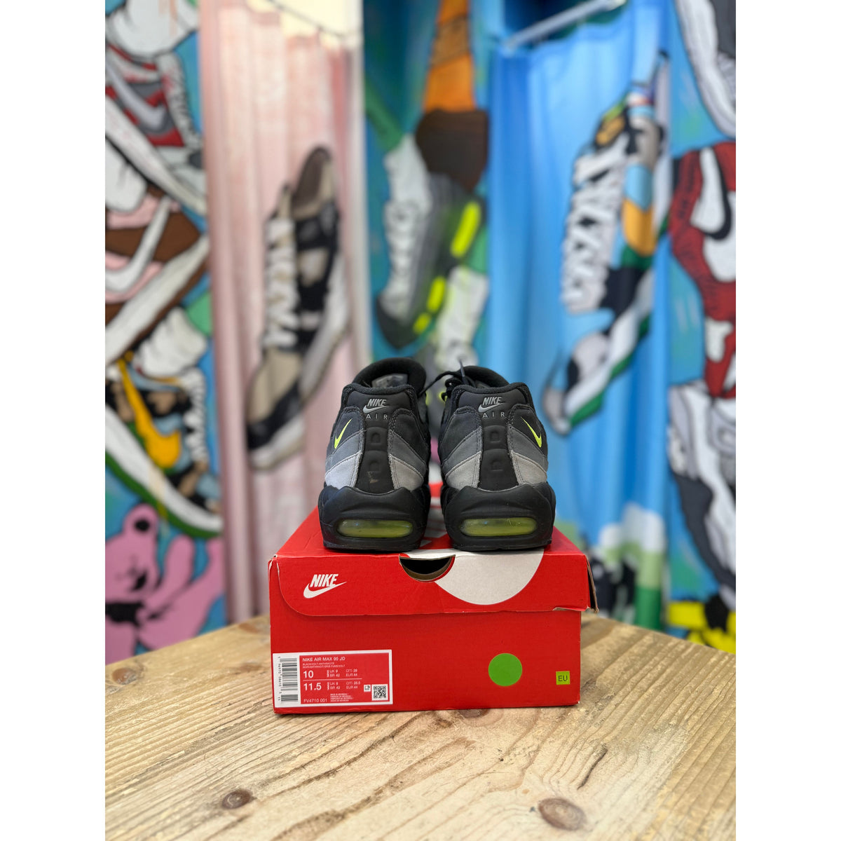 Air Max 95 Reverse Neon UK9