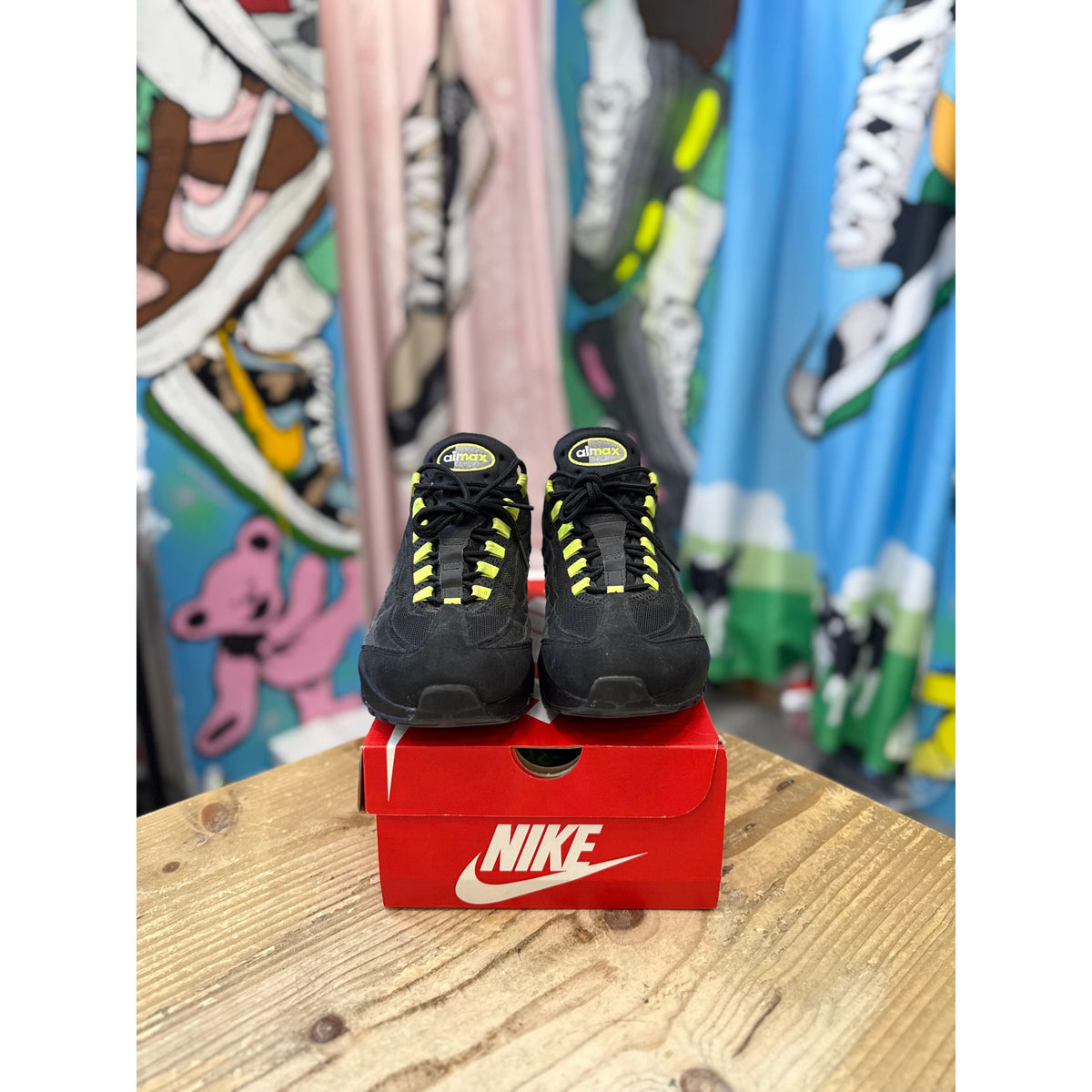 Air Max 95 Reverse Neon UK10.5
