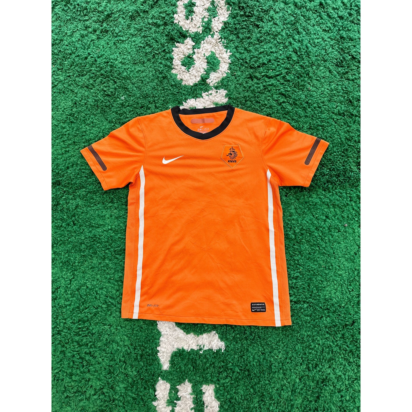 2010-11 Netherlands Home Shirt L BOYS by KershKits in Clothing. Available at KershKicks for £35.00. A must-have for fans of KershKits looking to elevate their style with this Kits.