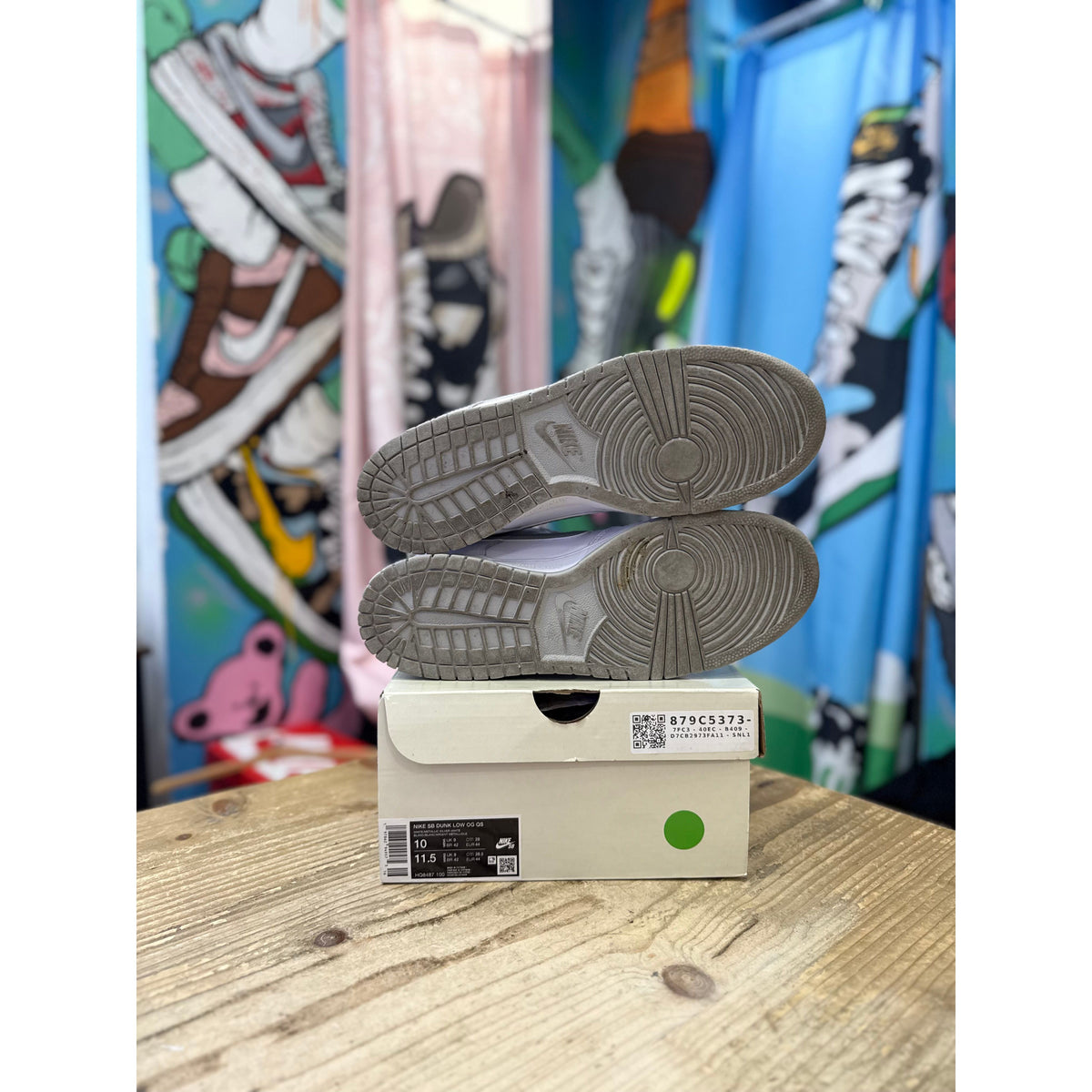 Nike SB Dunk Low Supreme 94 White Metallic Silver UK 9