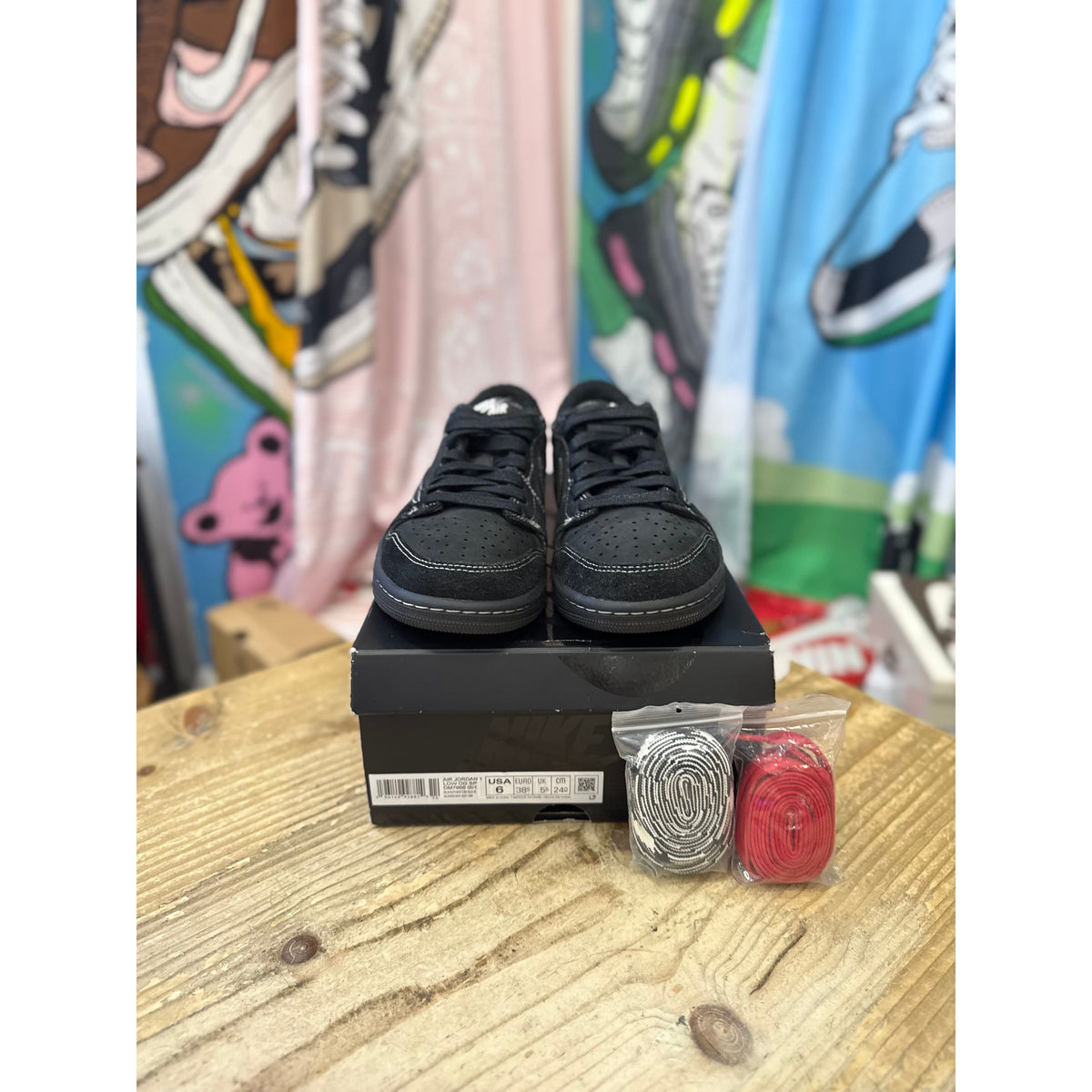 Jordan 1 Low Travis Scott Black Phantom UK 5.5.