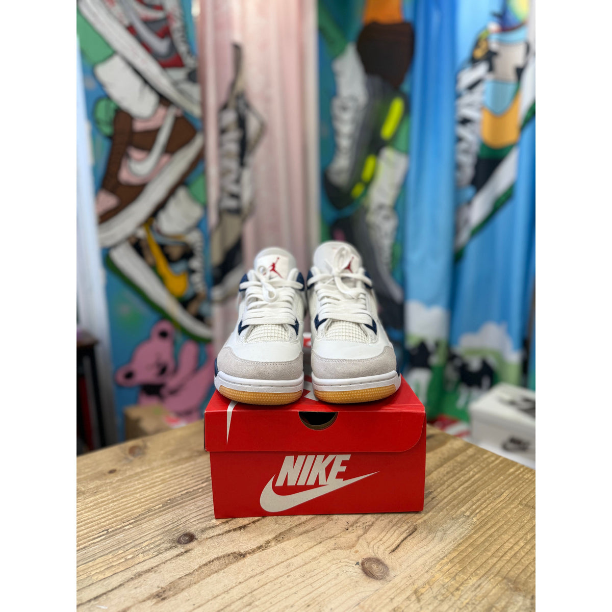 Jordan 4 Retro SB Navy. UK 8.5