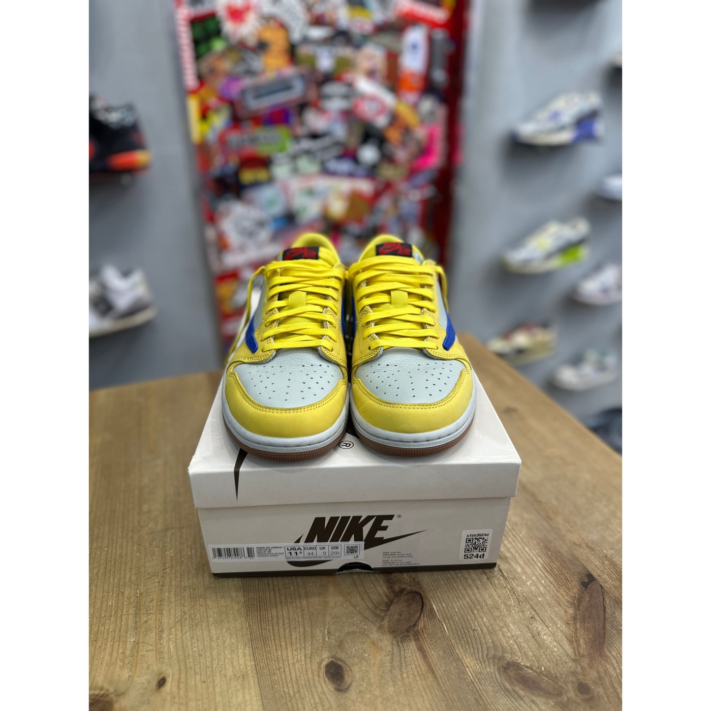 Jordan 1 Retro Low OG SP Travis Scott Canary (Women's) UK 9