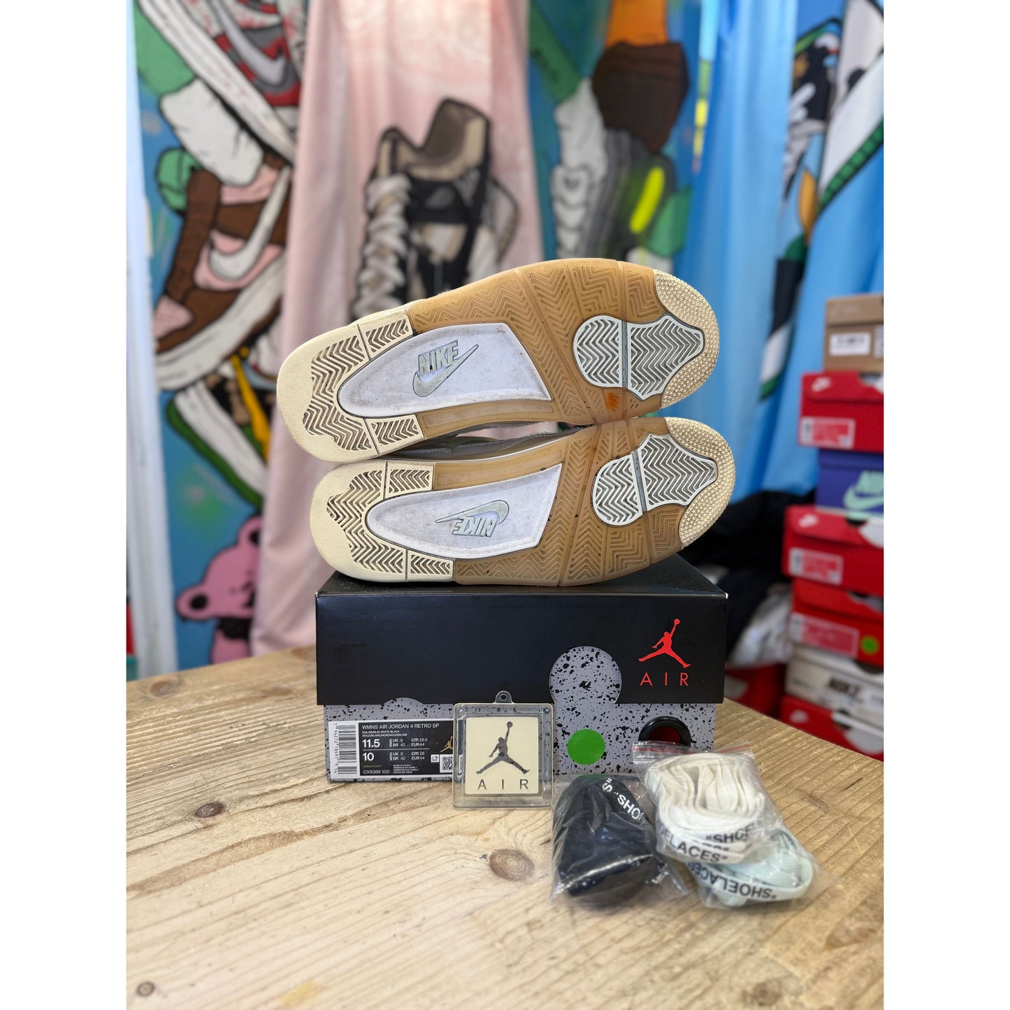 Jordan 4 Off White Sail UK 9