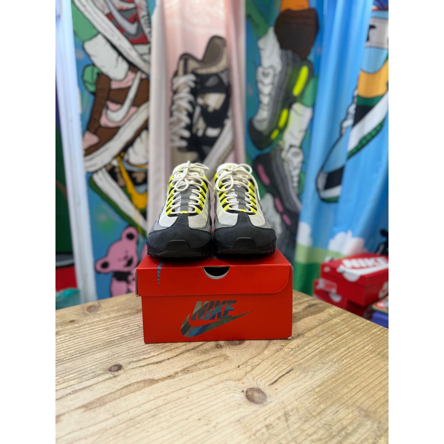 Nike Air Max 95 Neon UK 9.5