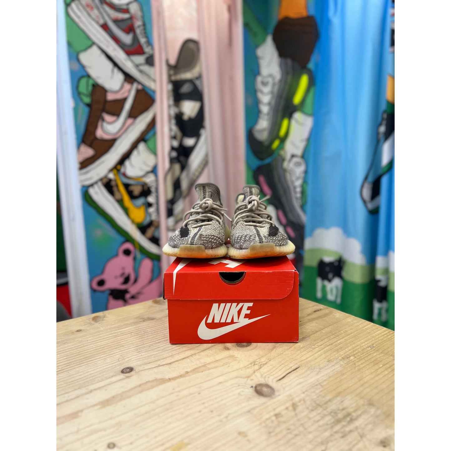 Yeezy 350 Zyon UK 8.5
