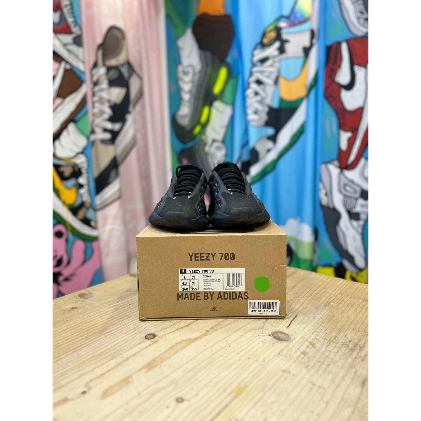 Yeezy 700 V3 Dark Glow UK 7.5