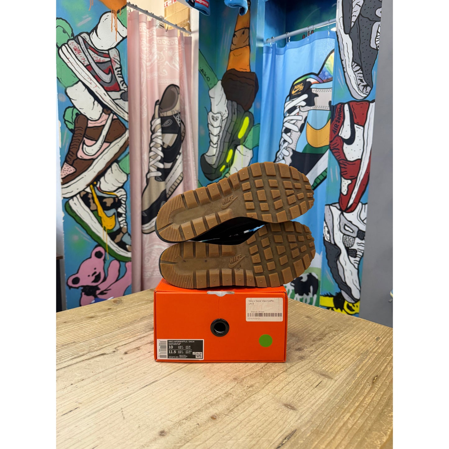 Nike Sacai VapourWaffle Black Gum UK 9