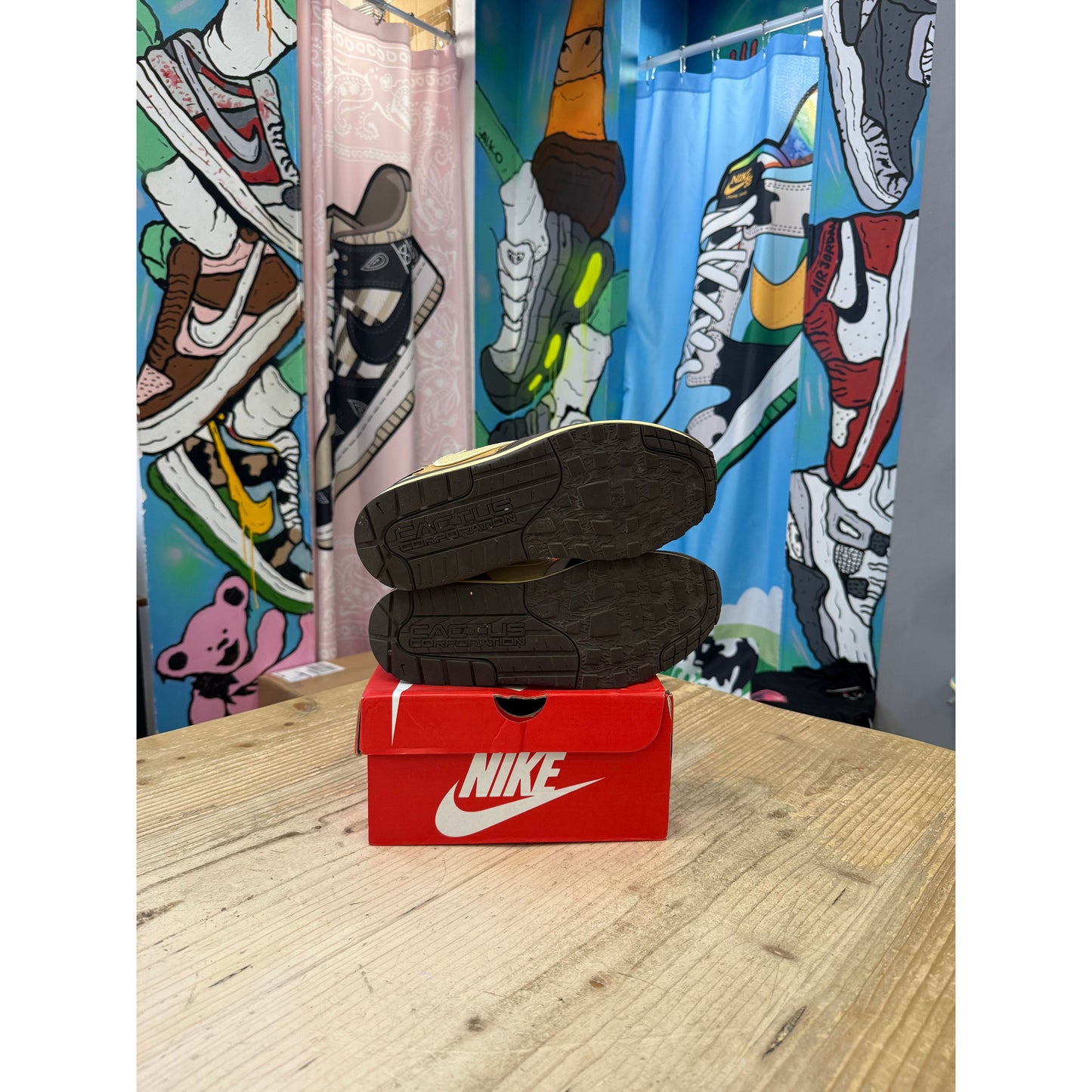 Nike Air Max 1 Travis Scott Baroque Brown UK8.5