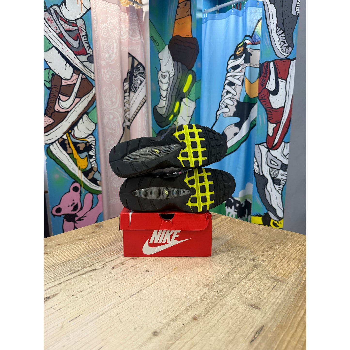 Nike Air Max 95 Reverse Neon UK9.5