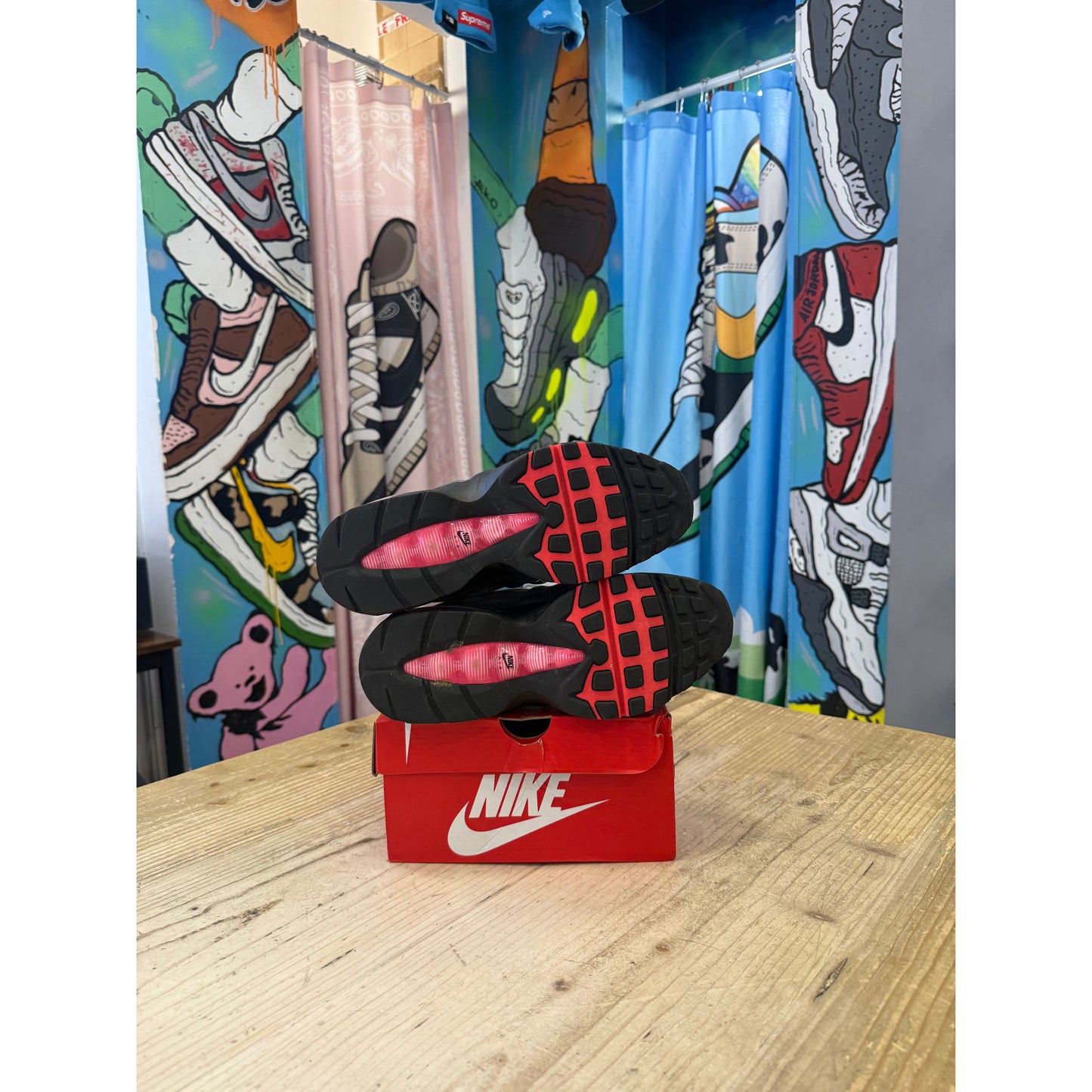 Nike Air Max 95 Big Bubble Solar Red UK8.5