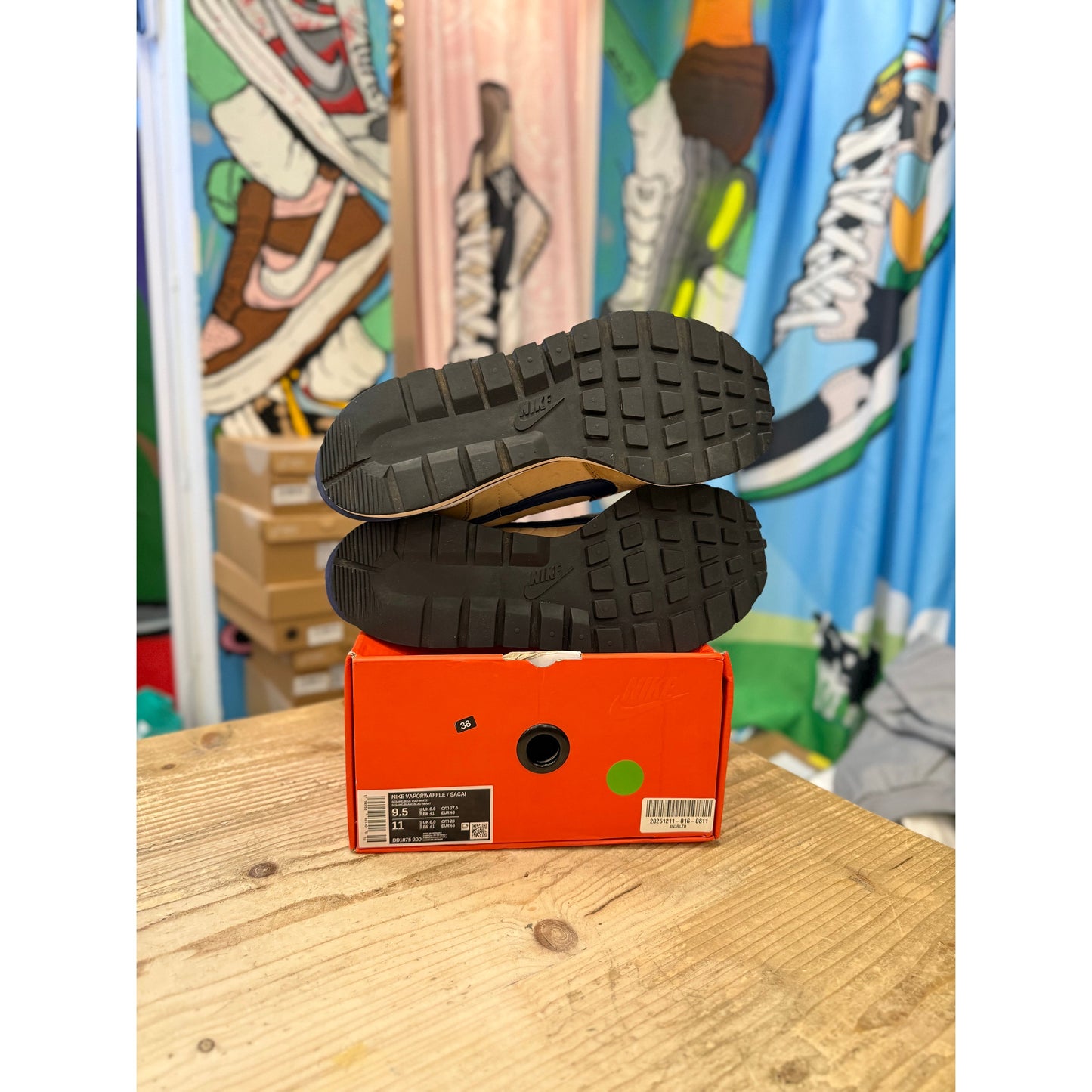 Nike Sacai Vapourwaffle Sesame UK 8.5