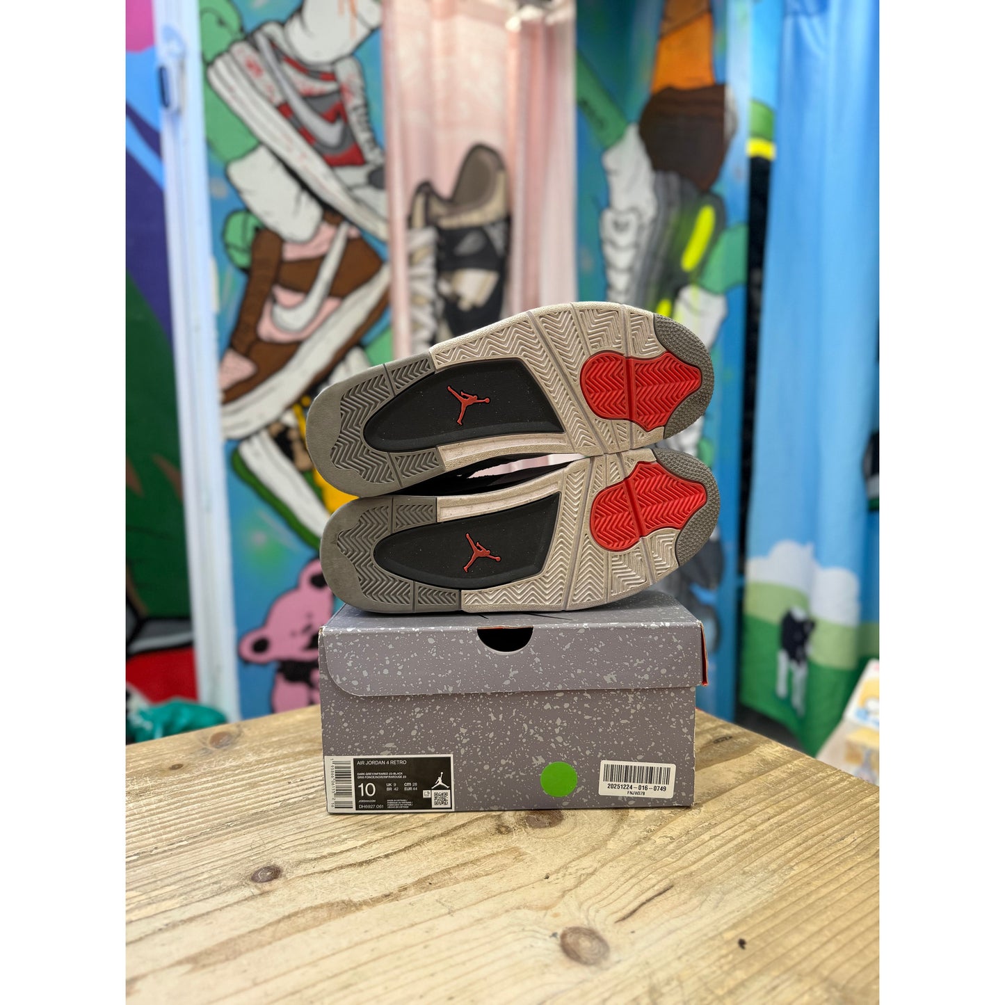 Jordan 4 Infared UK 9