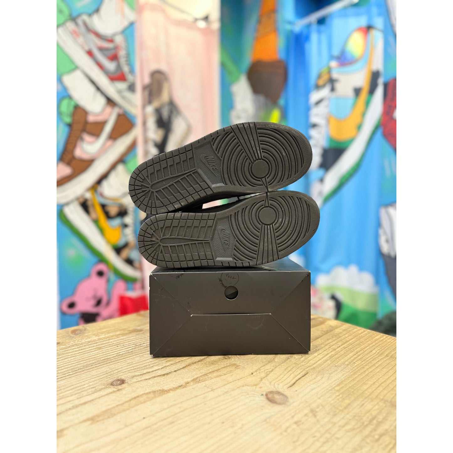 Jordan 1 Low Travis Scott Black Phantom UK 6.5