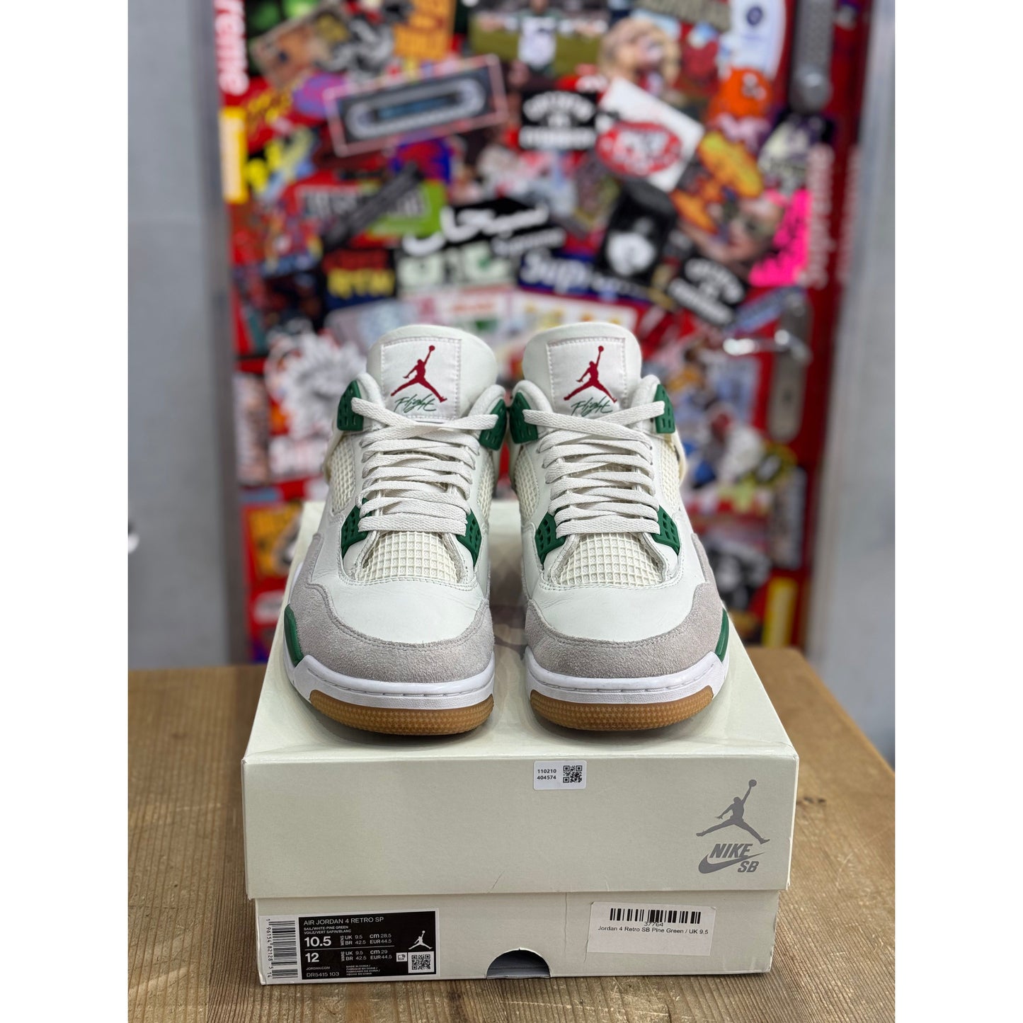 Jordan 4 Retro SB Pine Green UK 9.5.