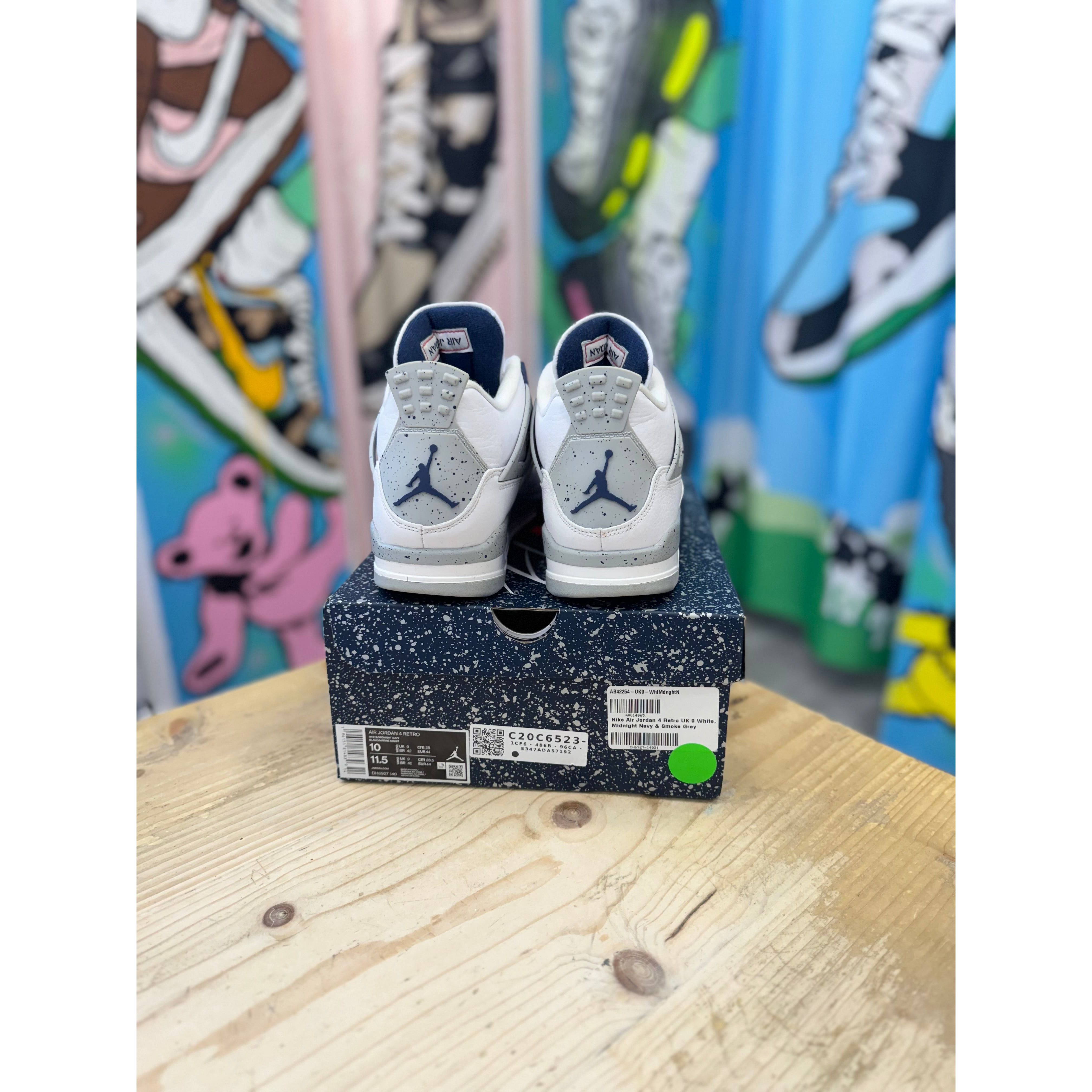 Retro 9 white and navy hotsell