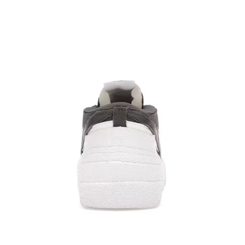 Nike Blazer Low sacai Iron Grey