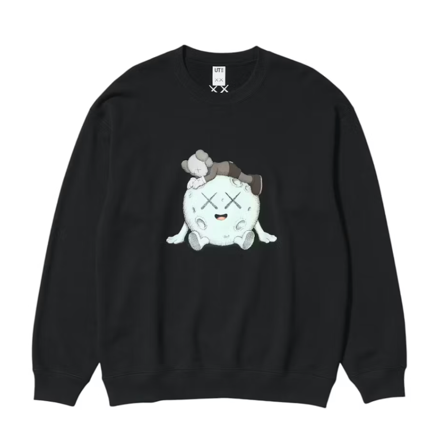 Uniqlo KAWS UNIVERSE UT Sweatshirt Black