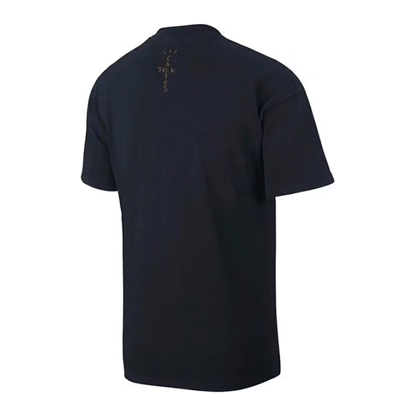 Travis Scott x Nike NRG AG Tee Black by Travis Scott in Uncategorized. Available at KershKicks for £130.00. A must-have for fans of Travis Scott looking to elevate their style with this T-Shirt.