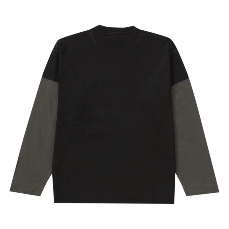 Supreme Stone Island L/S Top Black by Supreme in . Available at KershKicks for £193.50. A must-have for fans of Supreme looking to elevate their style with this T-Shirt.