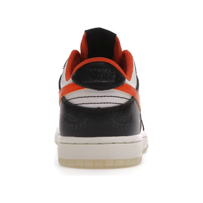 Nike Dunk Low PRM Halloween (2021) (PS) by Nike in Shoes. Available at KershKicks for £80.00. A must-have for fans of Nike looking to elevate their style with this Kids Trainers.
