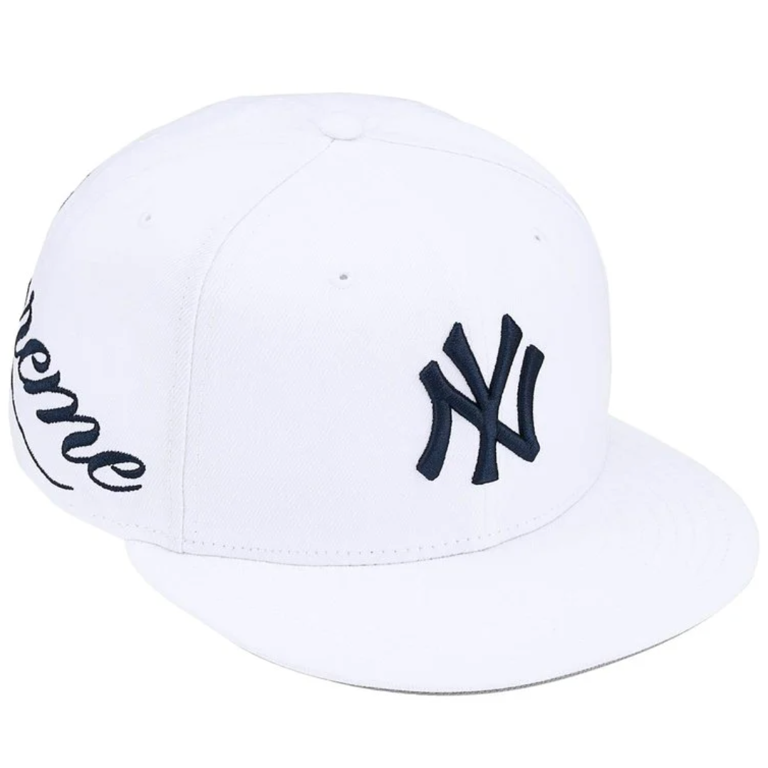Supreme®/New York Yankees™ New Era® White