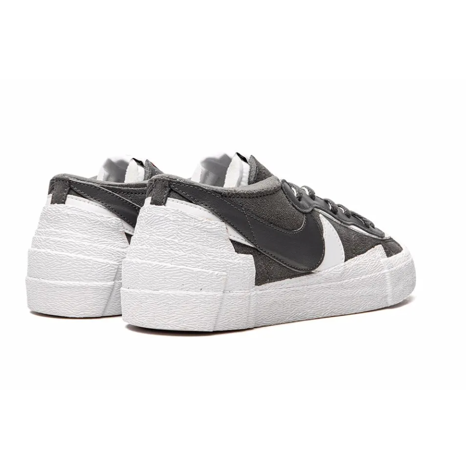 Nike Blazer Low sacai Iron Grey