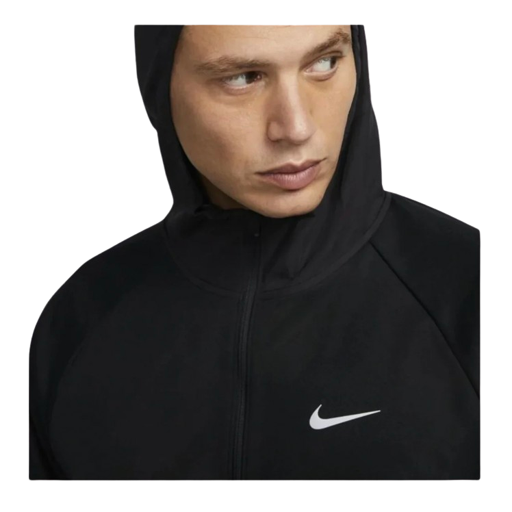 Nike Therma-Fit Repel Miler Jacket Black by Nike in Uncategorized. Available at KershKicks for £65.00. A must-have for fans of Nike looking to elevate their style with this Activewear.