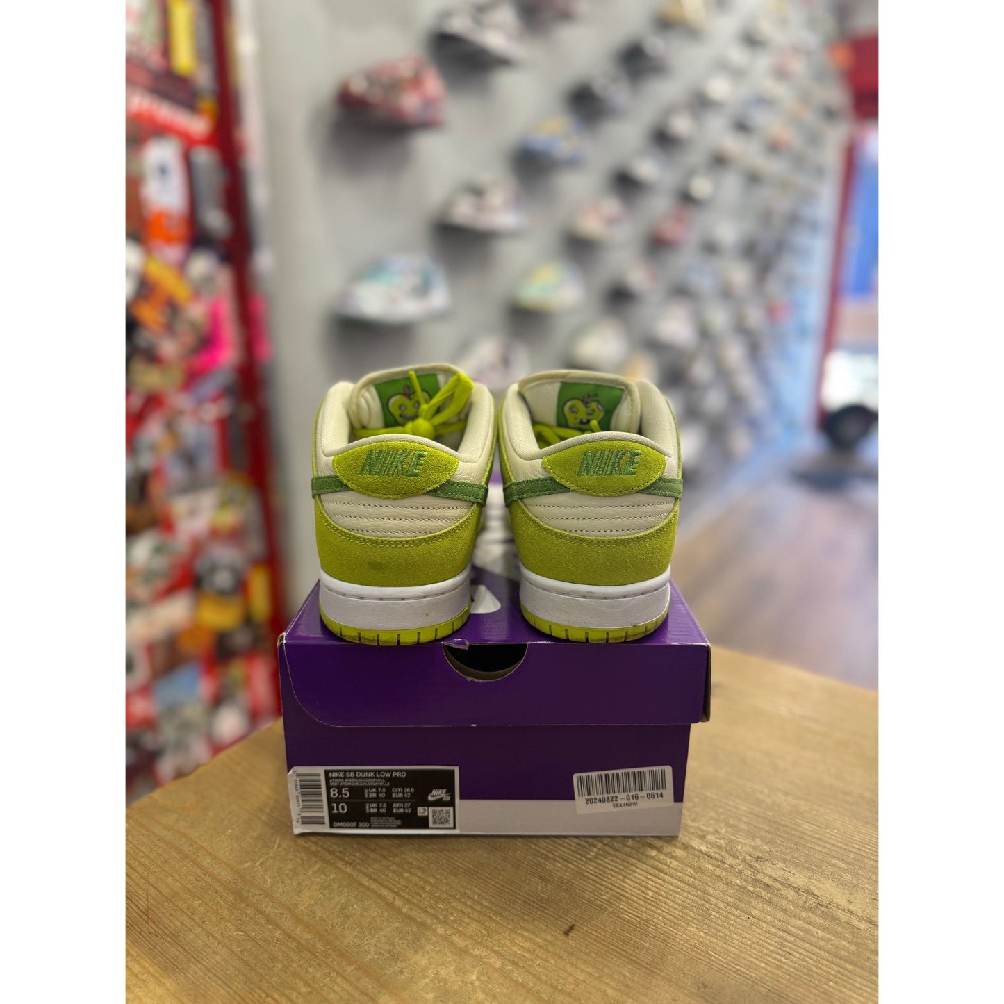 Nike SB Dunk Low Green Apple UK 7.5