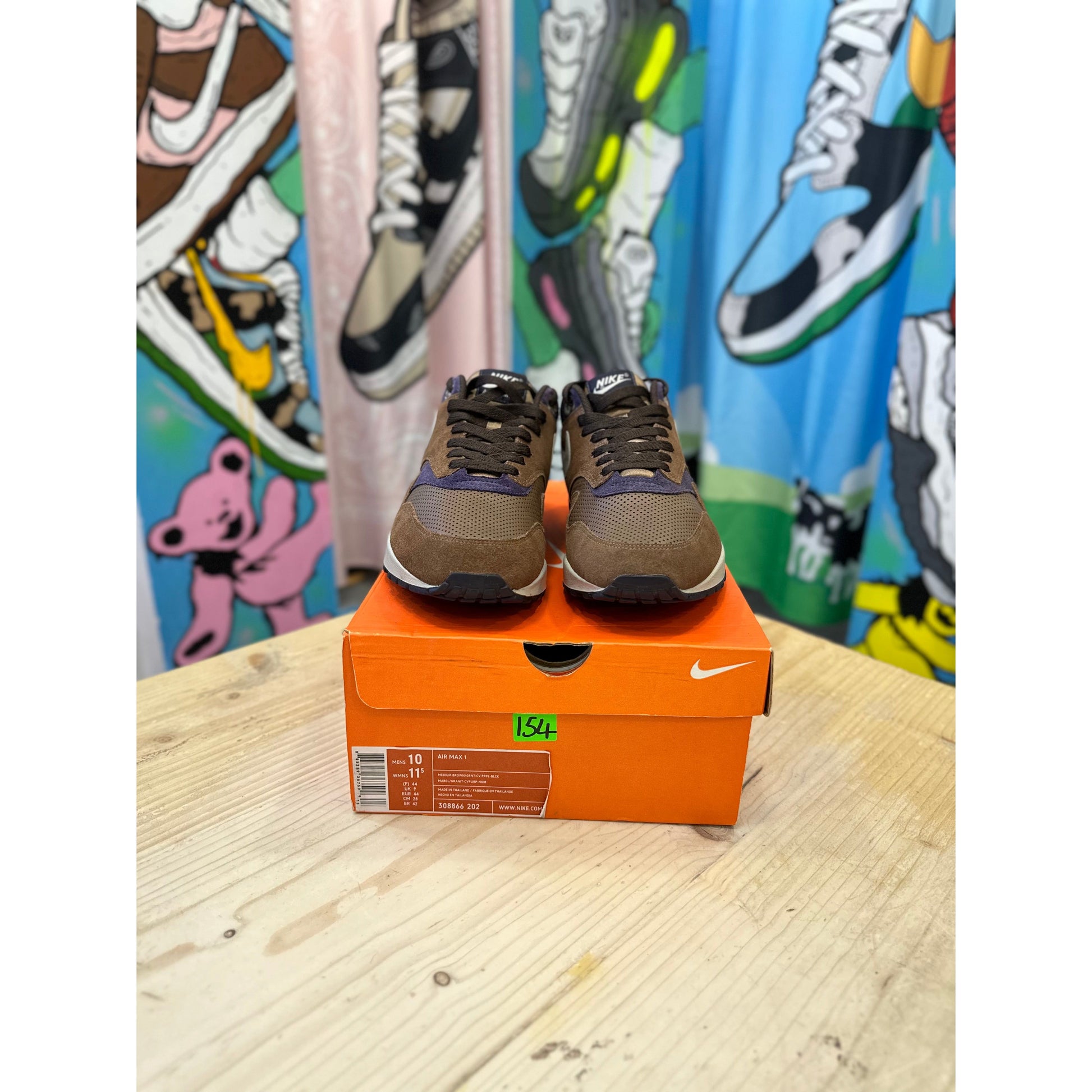 air max 1 friendly football pack