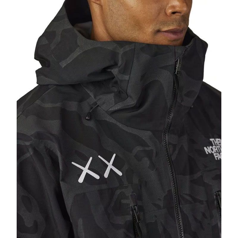 TNF X Kaws Freeride Jacket KW Tnf Black Dragline