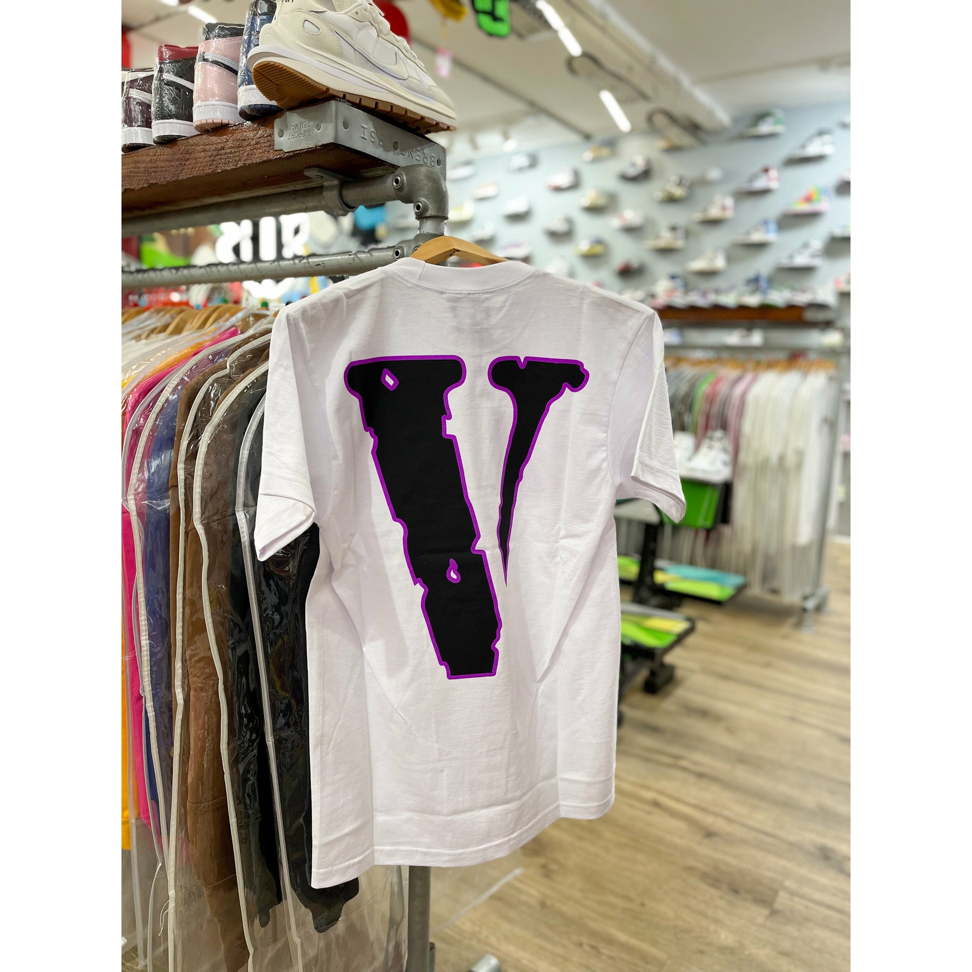 Juice Wrld x Vlone MOTY Man of the Year T-shirt White/Purple by Vlone in Clothing. Available at KershKicks for £120.00. A must-have for fans of Vlone looking to elevate their style with this T-Shirt.