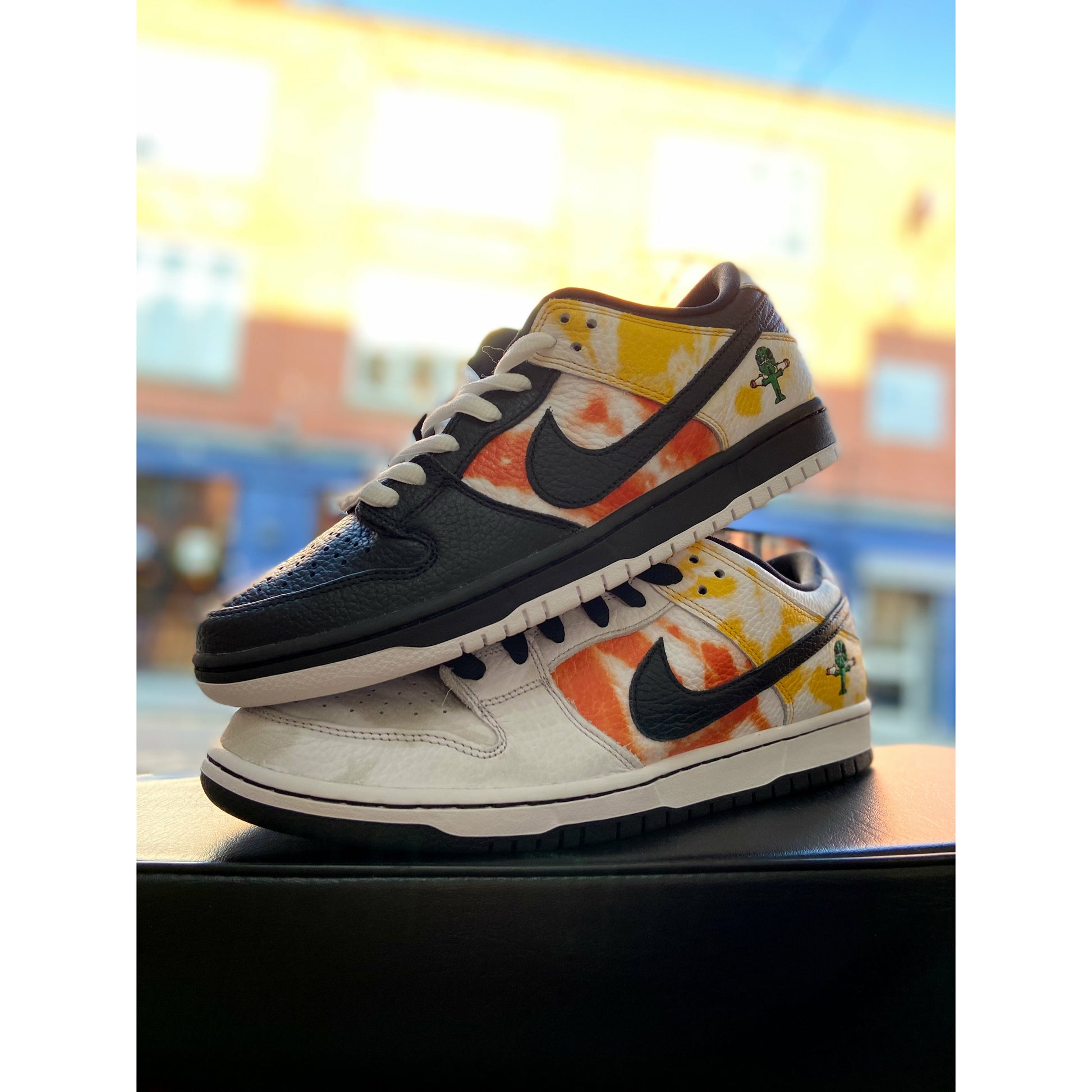 raygun tie dye dunk white