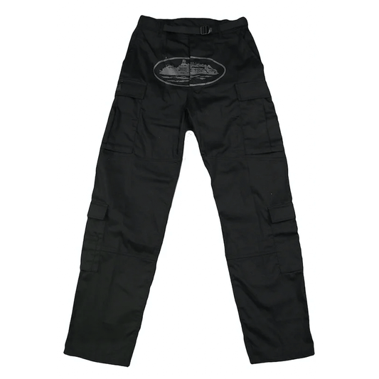 Corteiz Guerillaz Cargos Triple Black by Corteiz in Track Pants. Available at KershKicks for £185.00. A must-have for fans of Corteiz looking to elevate their style with this Track Pants.