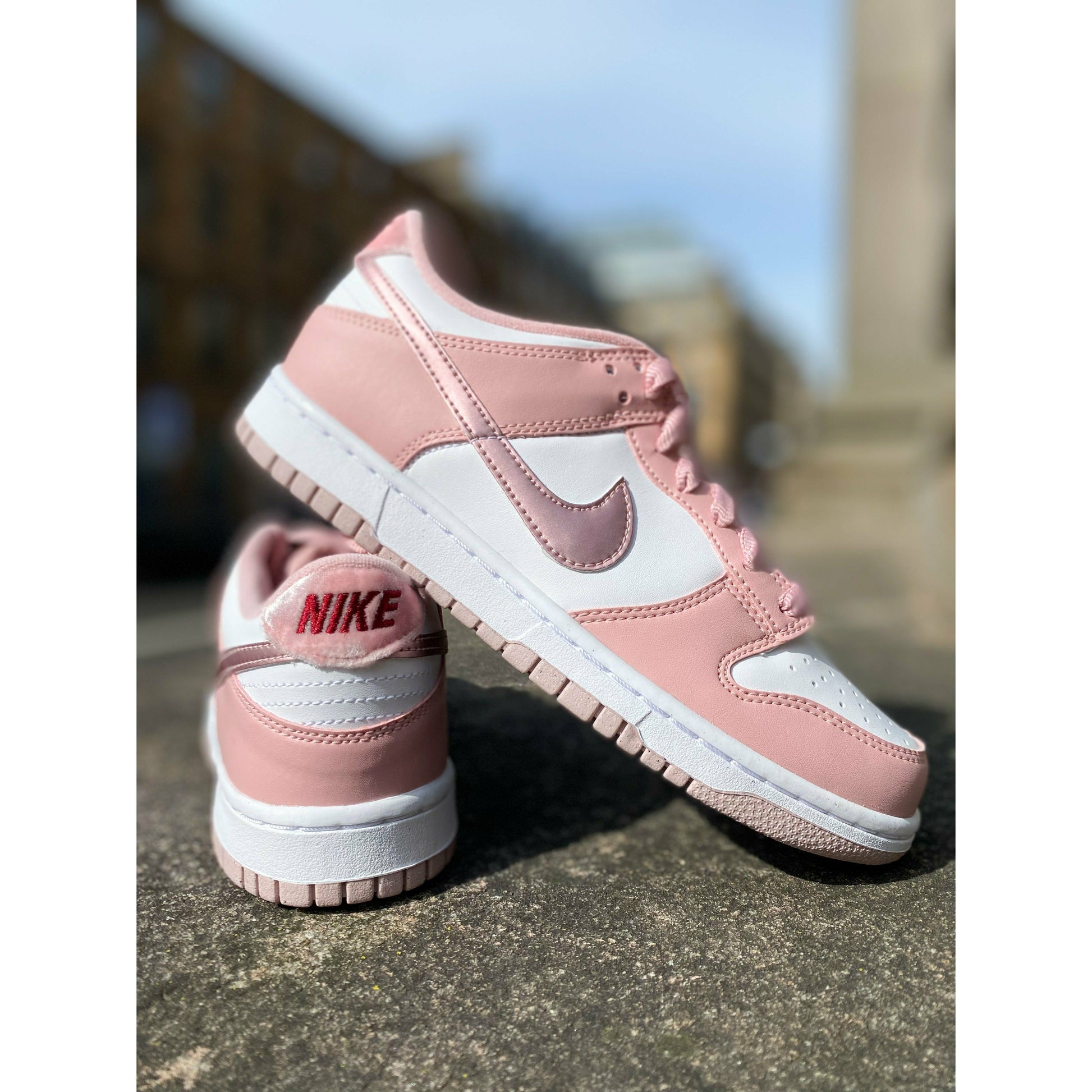 Nike pink white Clearance