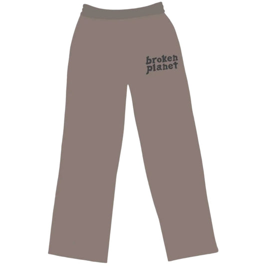 Broken Planet Market Sweatpants Cinder Brown by Broken Planet Market in Sweatpants. Available at KershKicks for £110.00. A must-have for fans of Broken Planet Market looking to elevate their style with this Sweatpants.